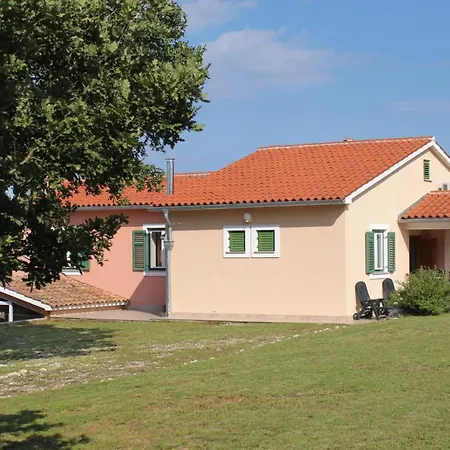 Secluded Family Friendly House Kapelica, Labin - 5536 Nyaraló *