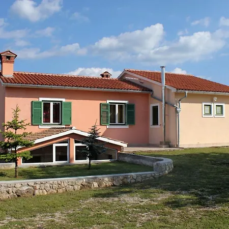 Nyaraló Secluded Family Friendly House Kapelica, Labin - 5536