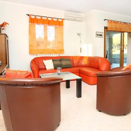Secluded Family Friendly House Kapelica, Labin - 5536 Nyaraló