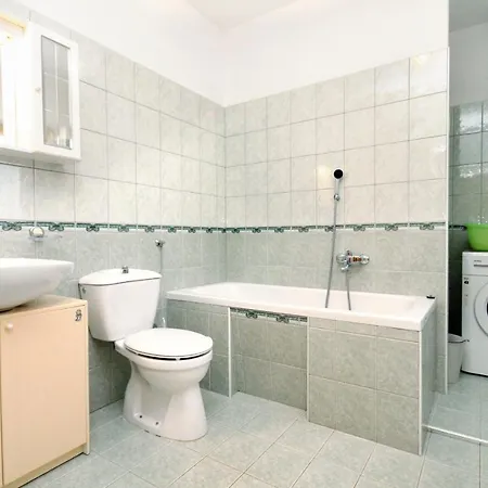 Secluded Family Friendly House Kapelica, Labin - 5536